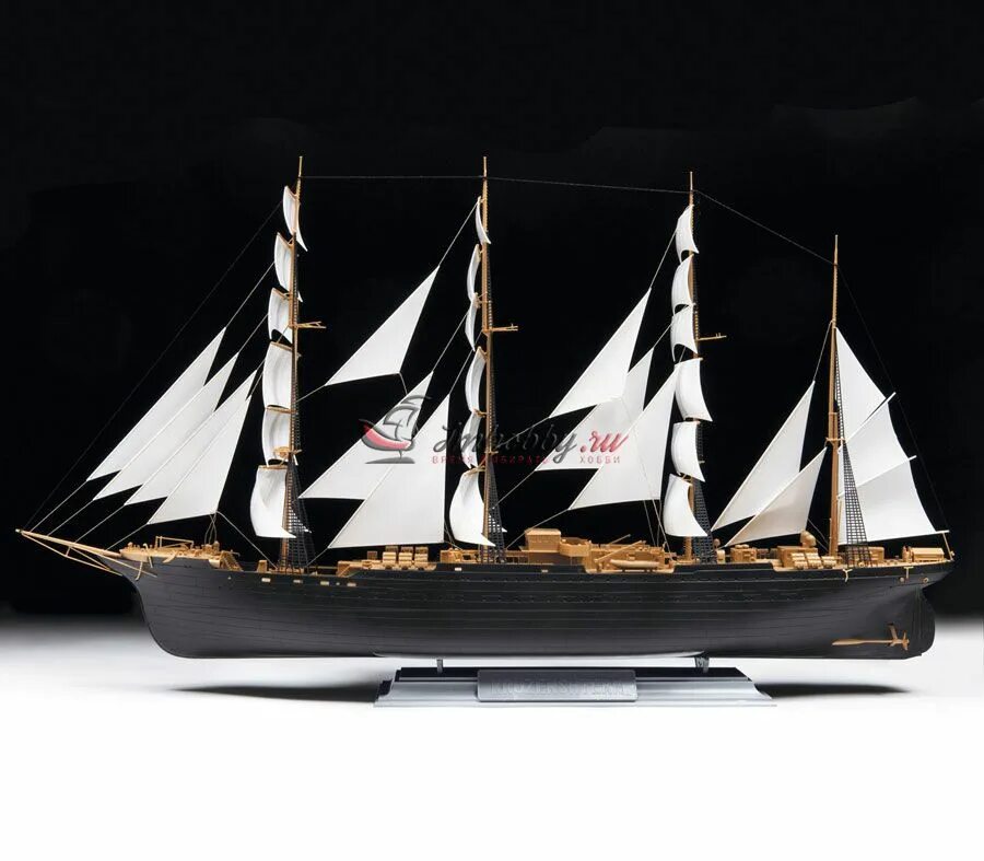 крейсер аврора из бумаги. корабль chalutier roc amadour (1:200) heller. масштаб 1 200 корабли. сборная модель корабля барк крузенштерн. масштаб 1 200 корабли.