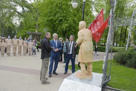 Открытие памятника востротину екатеринбург
