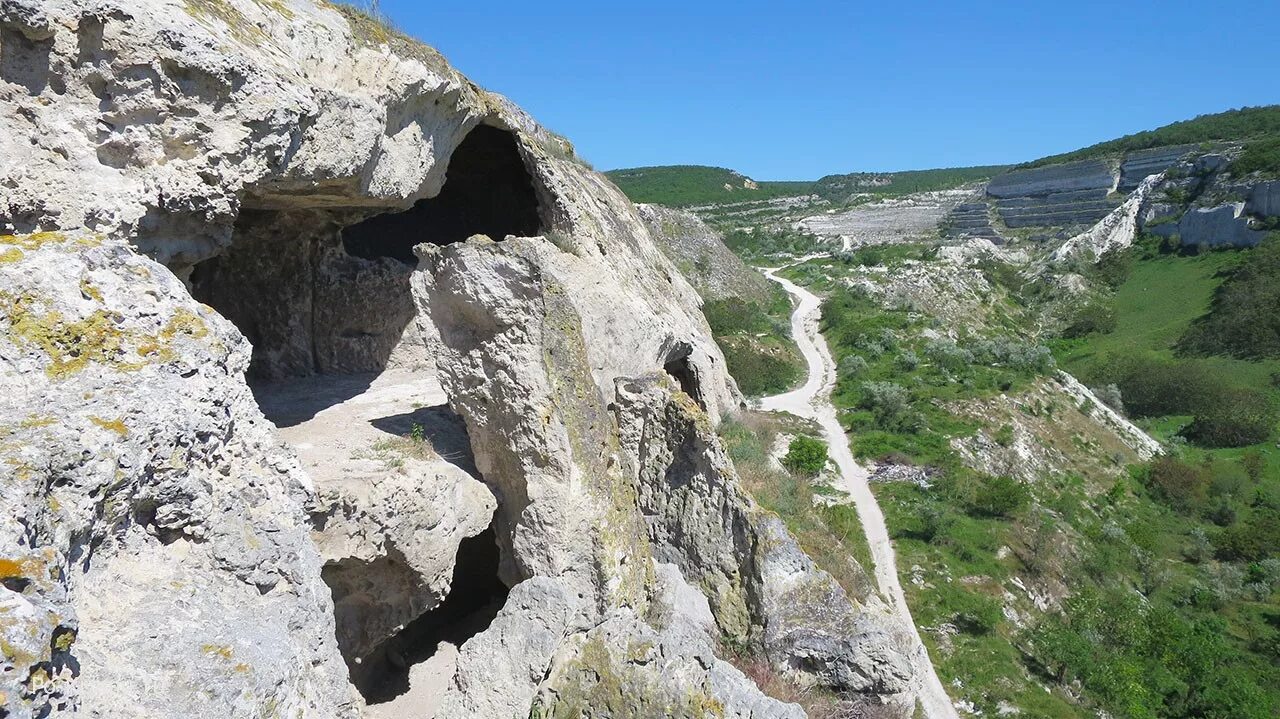 Инкерман балаклава. Каламита Инкерман. Инкерманский пещерный монастырь. Крепость Каламита. Крепость Каламита инкерманский монастырь.