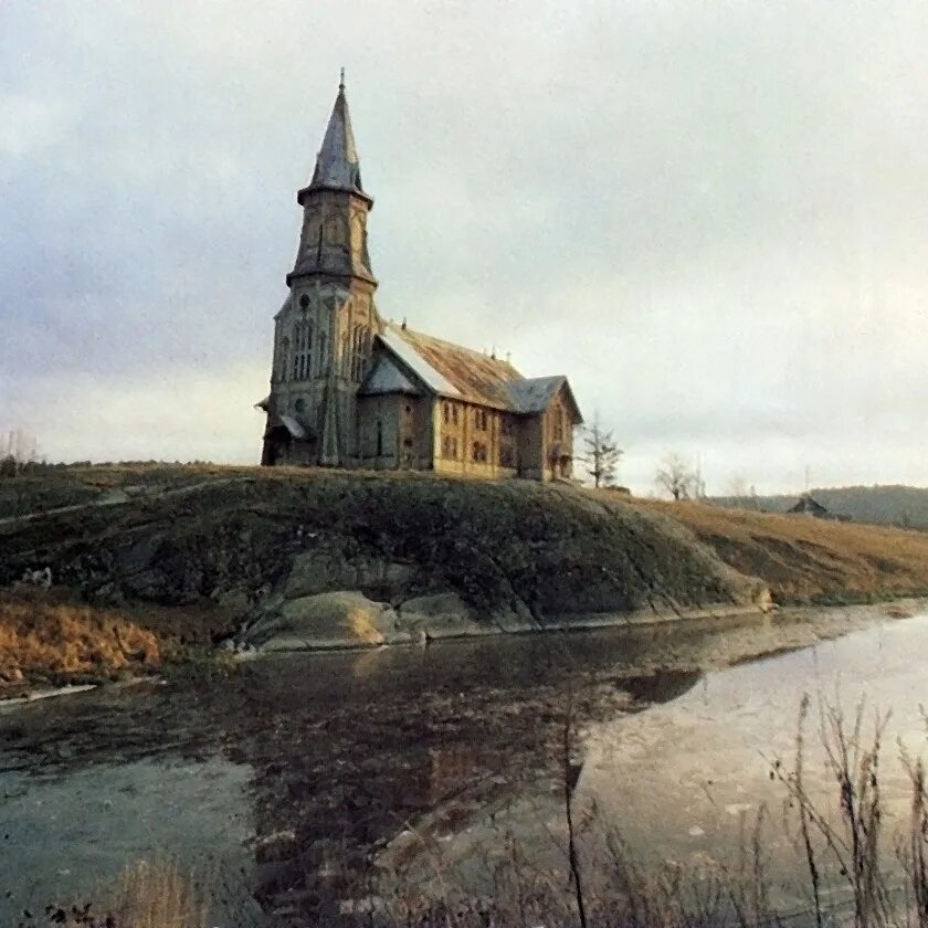 Куркиеки карелия. Кирха куркиеки. деревня куркиеки в карелии. финская кирха куркиеки. кирха поселок куркиеки.