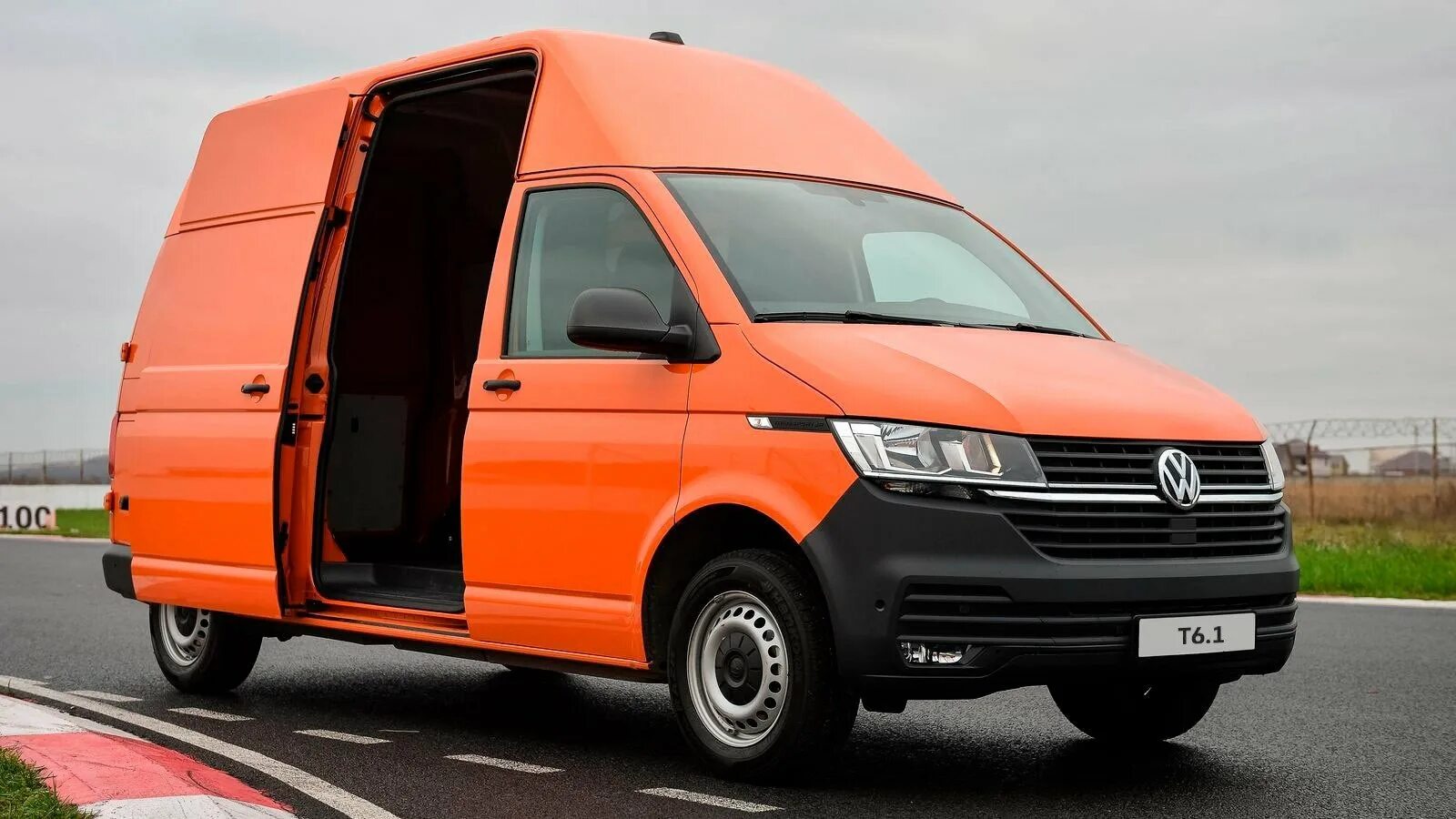 Купить фольксваген грузовой. Volkswagen Transporter t6 грузовой. Фольксваген Транспортер т6 Грузопассажирский. Фольксваген транспортёр т6 Грузопассажирский новый. Volkswagen Transporter t5 Грузопассажирский.