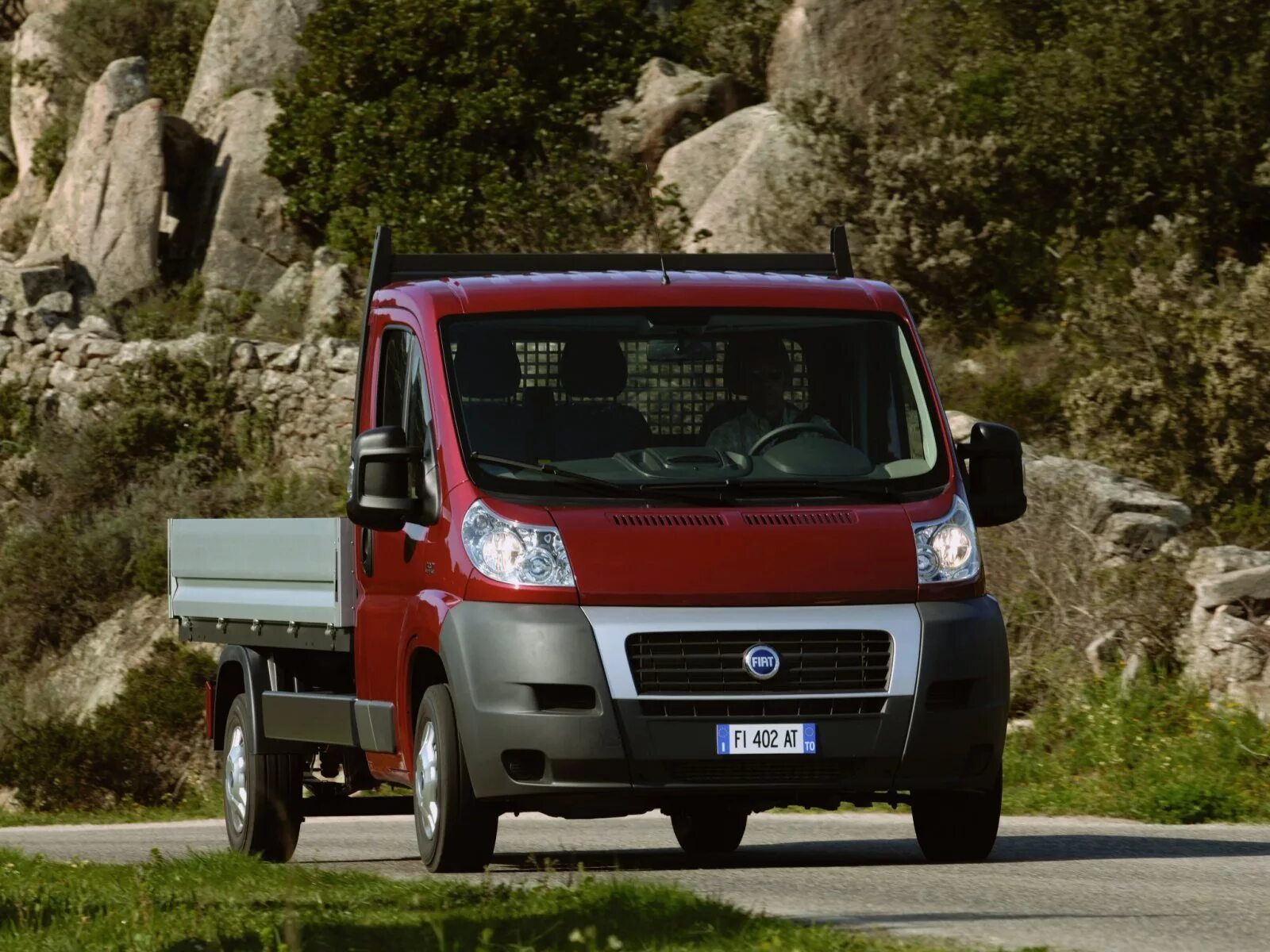 Фиат дукато грузовой. Фиат Дукато 2006. Фиат Дукато 3 поколения. Fiat Ducato бортовой. Fiat Ducato грузовой бортовой.