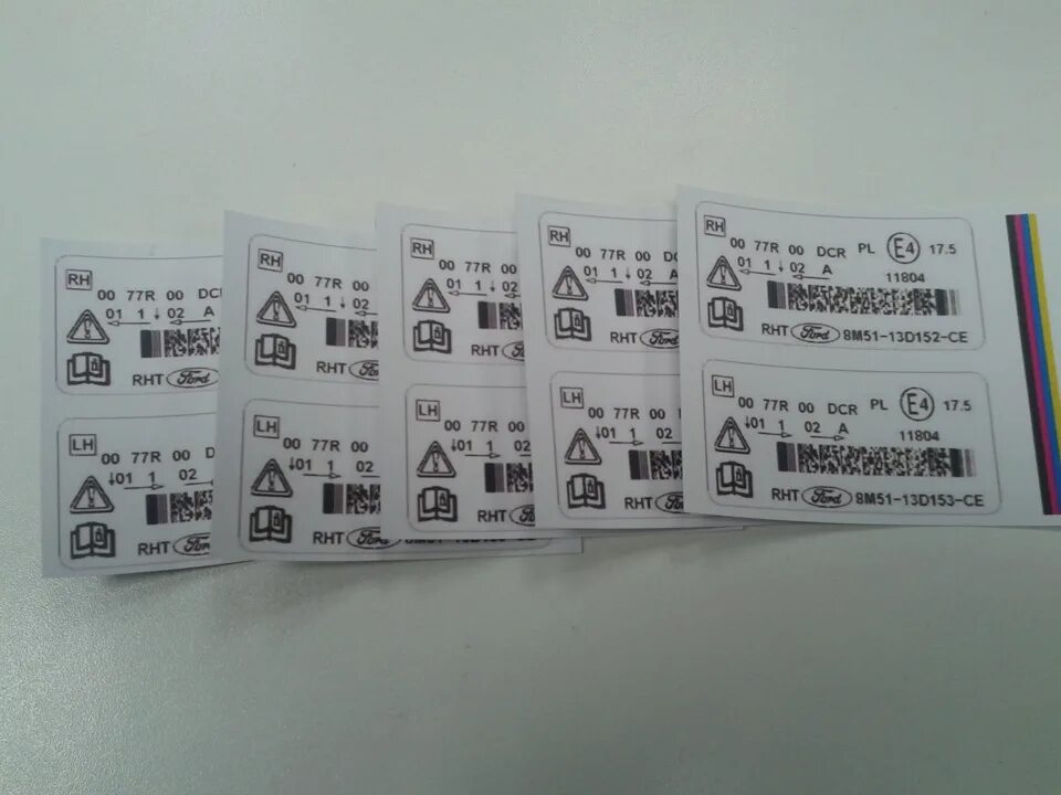 Фокус маркировка. Номер двс ford focus 1. Маркировка фар focus 3 2011. Лобовое стекло ford focus. Маркировка лобового стекла форд фокус 2.