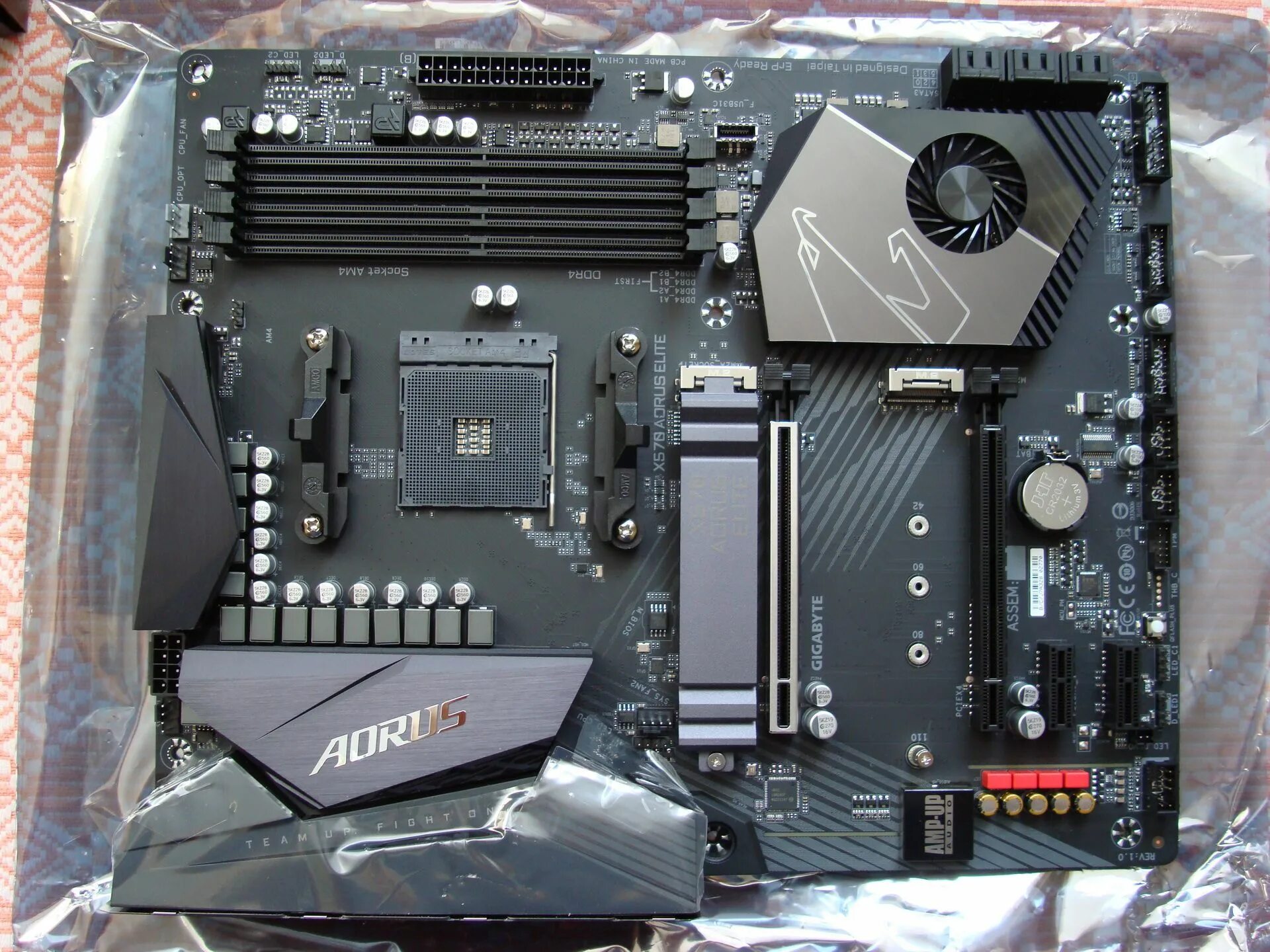 Gigabyte x570 AORUS Elite. Gigabyte x570 AORUS Elite (am4, ATX). Gigabyte x570 AORUS Pro am4. Материнская плата Gigabyte x570 AORUS Master. Gigabyte материнская плата b650m aorus pro ax