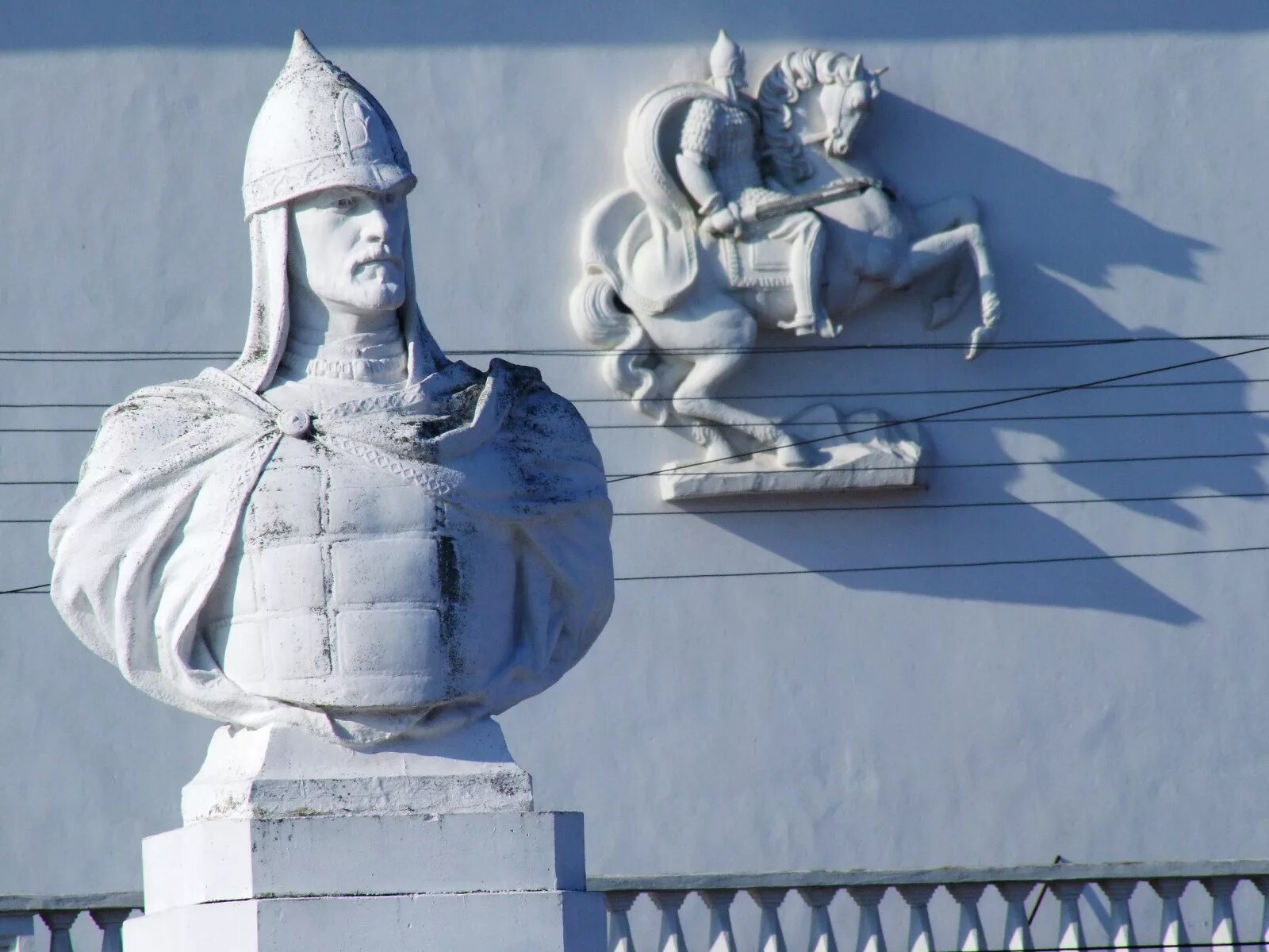 Память великий новгород. Бюст Александру Невскому в Великом Новгороде.