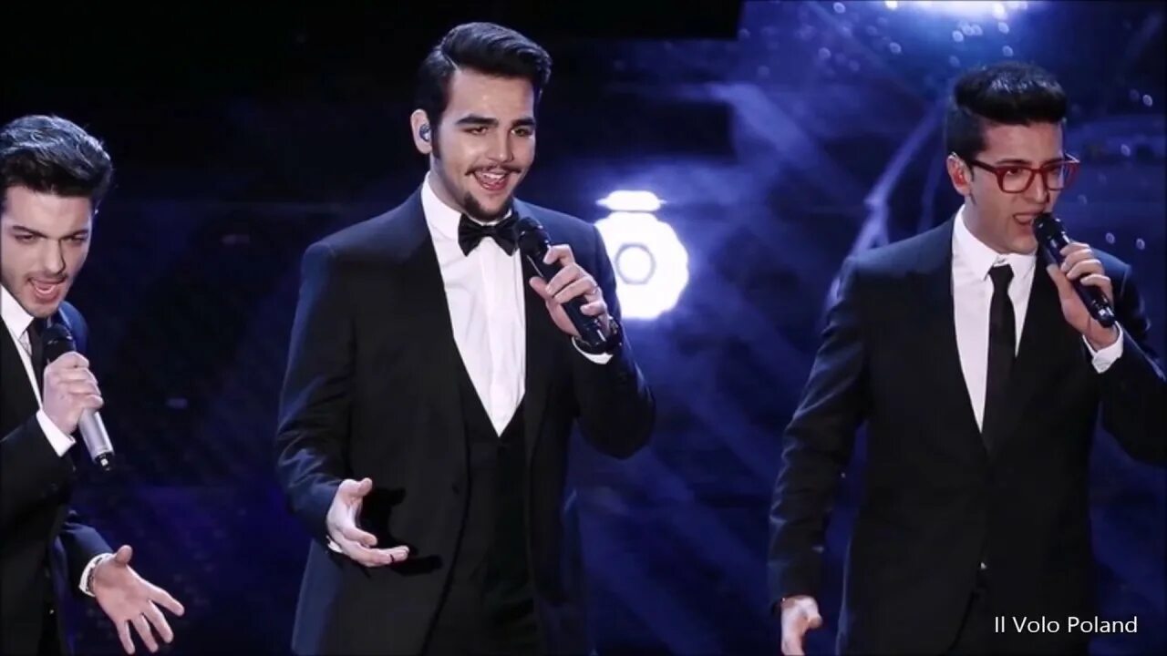Il volo il mondo. Il volo il mondo. Текст песни русскими буквами на итальянском языке il volo il mondo. Группа il volo 2021. Группа il volo 2021.