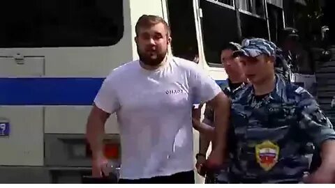 Десантник напал