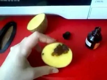 Если капнуть йод на яблоко