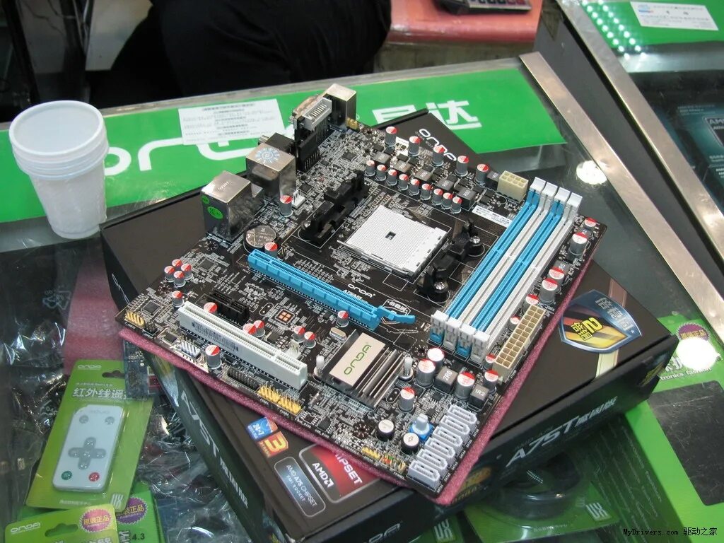 AMD e2-3800 CPU. AMD e2-3800 APU with Radeon TM HD. APU видеокарта. AMD e2-3800 CPU процессор на ноутбук. Amd e450