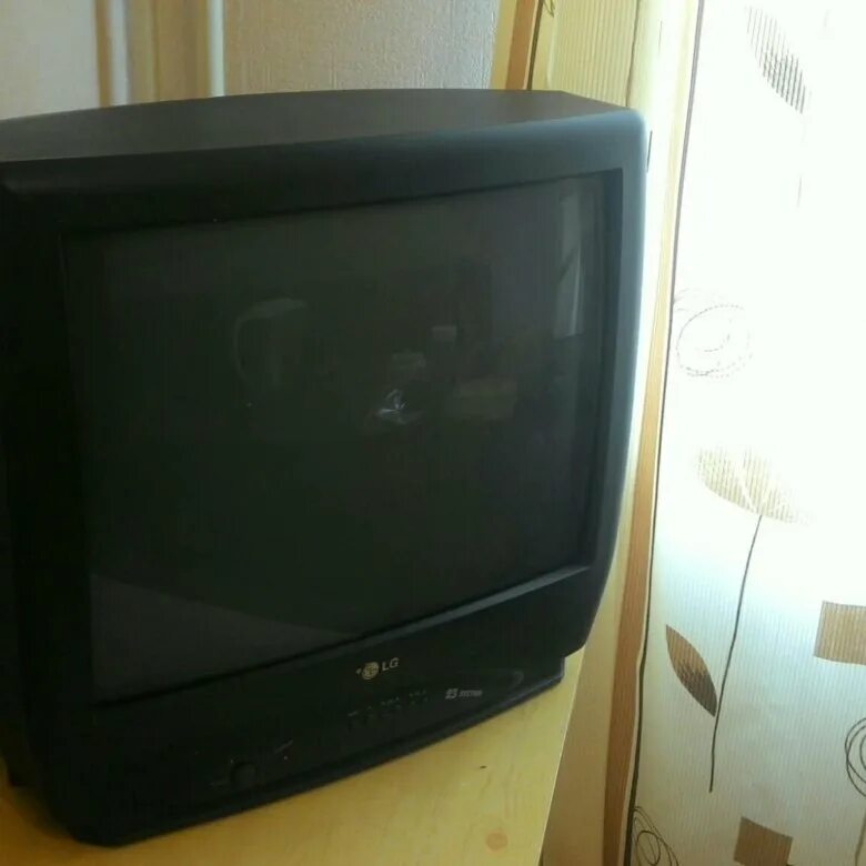 Телевизор lg кинескоп. Телевизор LG 21 дюйм кинескопный. Телевизор Лджи кинескопный 2000. Телевизор LG 72 дюйма кинескопный. Кинескопный телевизор LG Ultra Slim 2009.