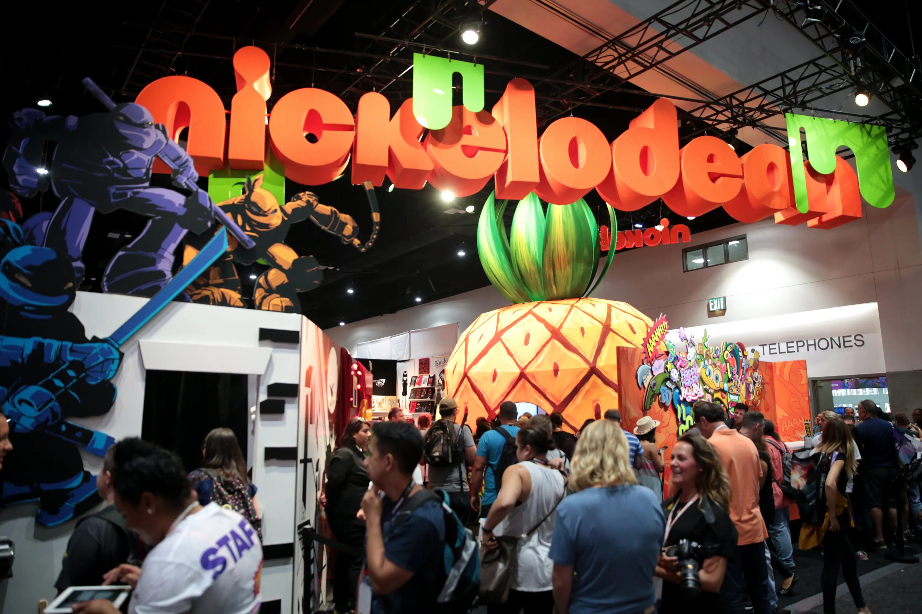 Студия Никелодеон в Москве. Nickelodeon штаб квартира. Офис Никелодеон. Магазин Nickelodeon в Москве. Nick show