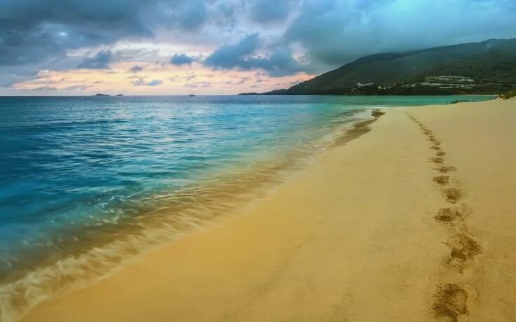 Ocean Club's stretch of white-sand Cabbage Beach is always blissfully crowd-free