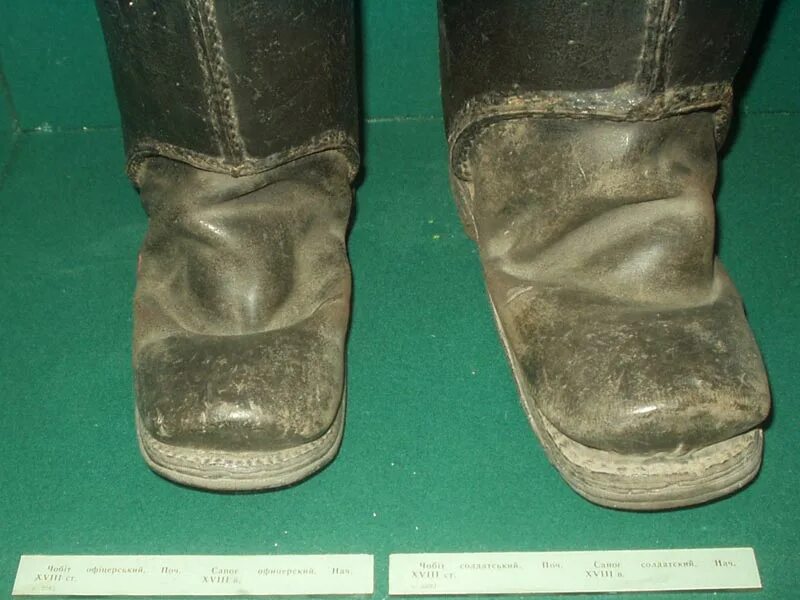 ботфорты петра 1 в оружейной палате. роберт уодлоу похороны. какая нога была у петра 1. сапоги петра 1. какая нога была у петра 1.