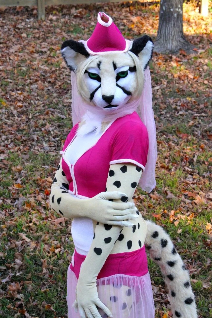 Furry cosplay. Rhea Algarin. Rhea Algarin fursuit. Фурри косплей. Фурри косплей 18.