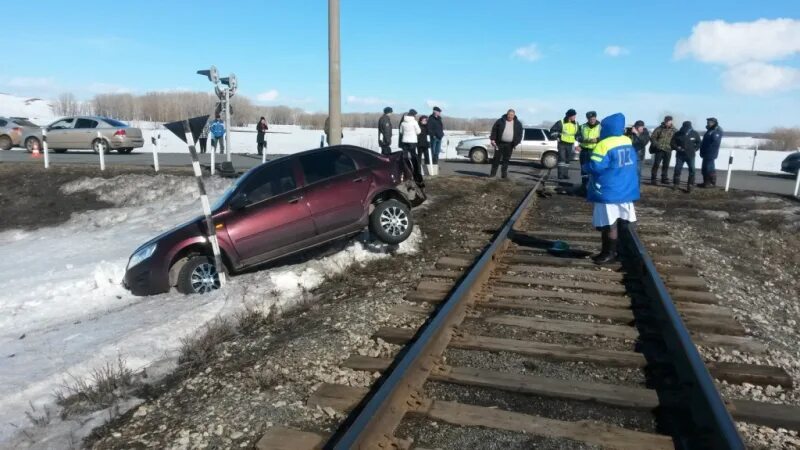 Список погибших на переезде. Авария в Новомурапталово. Автобус на Железнодорожном переезде.