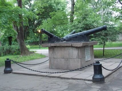Пушки памятник