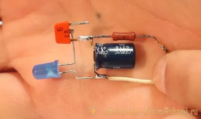 3 volt. Как сделать мигающий светодиод 12 вольт. Светодиодная мигалка на 12 вольт. Светодиоды 1.5 вольт. Мигающий светодиод 12 вольт.