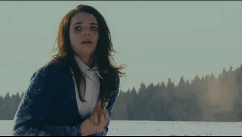 Вики плачет
