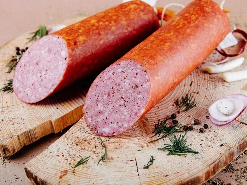 Колбаса 4. Колбаса 4. Колбасы и колбасные изделия. Колбаски с овощами. Колбаса 4 перца халяль.