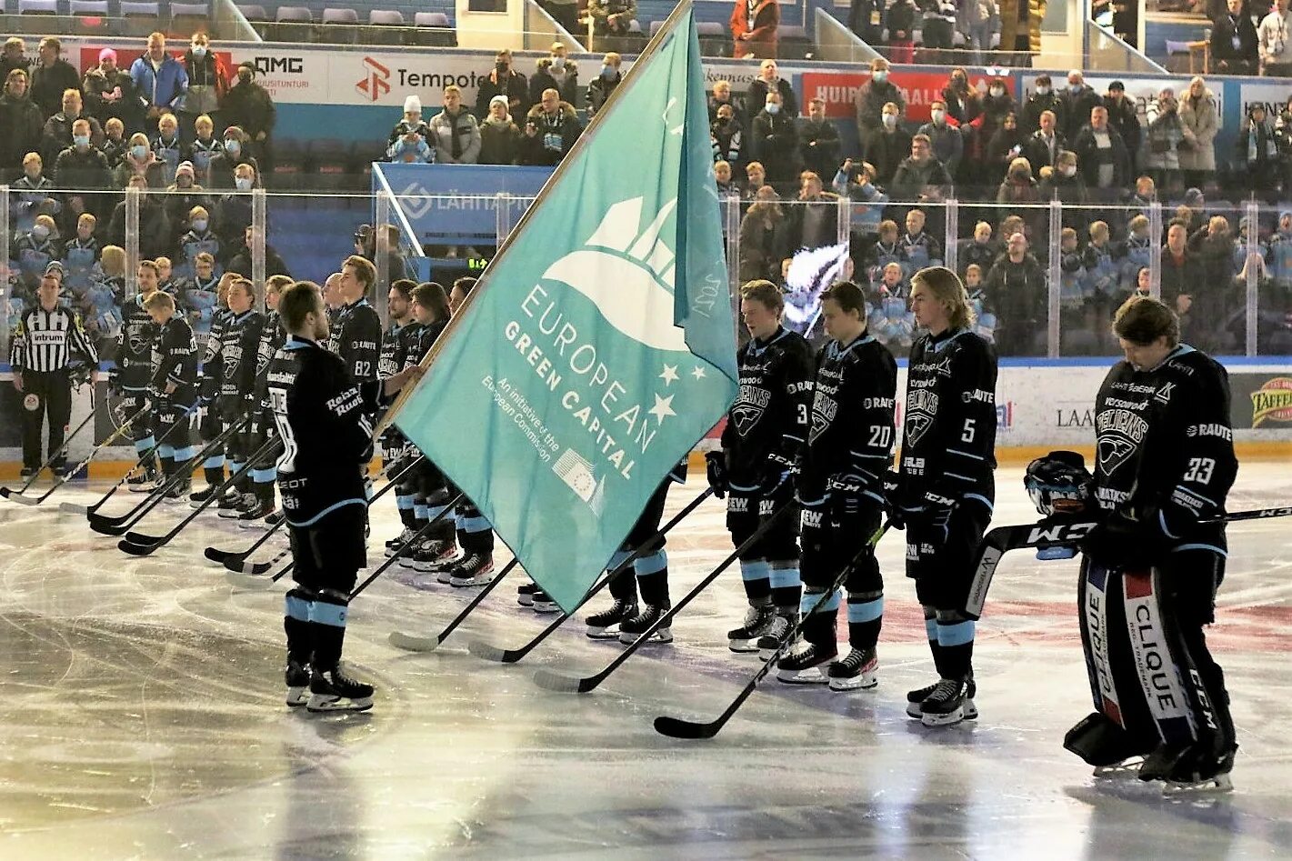 Спортсмены финляндии. Lahti Pelicans. Экологичный хоккей. Самая первая хоккейная команда в мире-это.