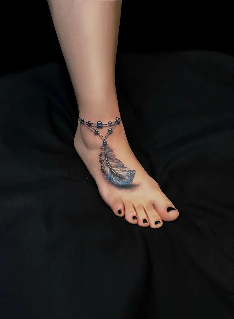 тату браслет на ноге для девушек. туту браслет на наноге. тату на щиколотке браслет. татуировки для девушек на ноге. тату на ноге женские.