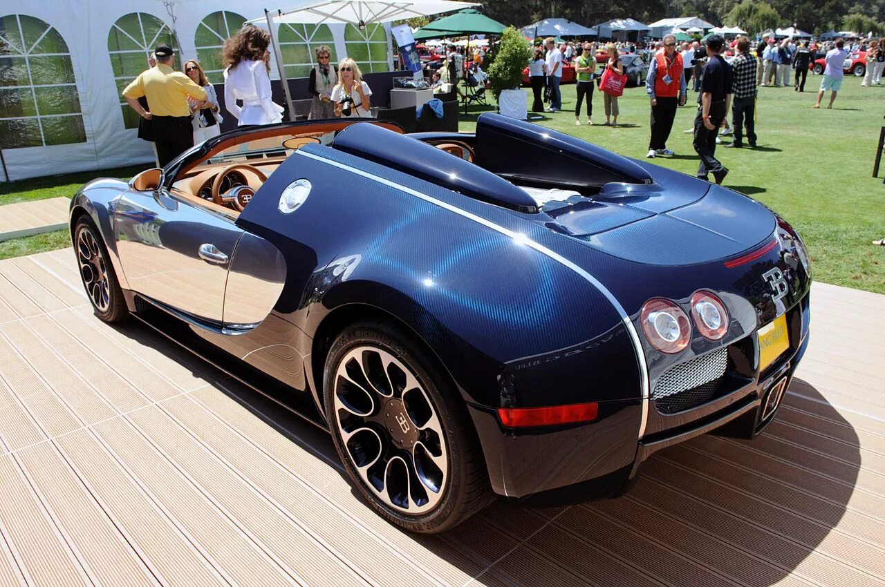 Bugatti veyron grand sport. Bugatti Veyron Grand Sport Sang bleu. Электромобиль Бугатти Вейрон. Бугатти Вейрон кабриолет.