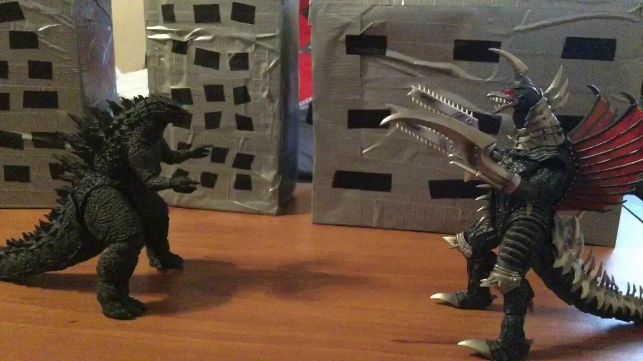 Godzilla vs Gigan 1972. Godzilla vs Gigan 2004. Кайдзю Гайган 2021 год.