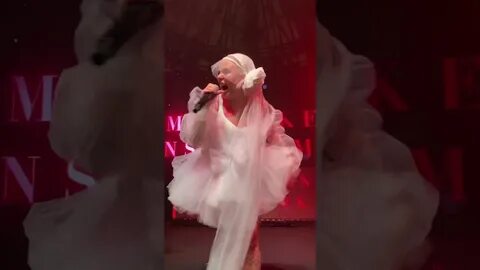 Инстасамка концерты