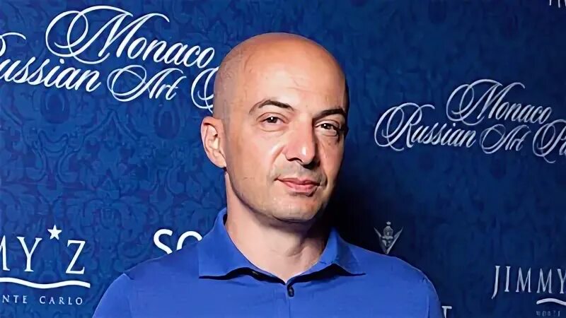 Управляющий клубом