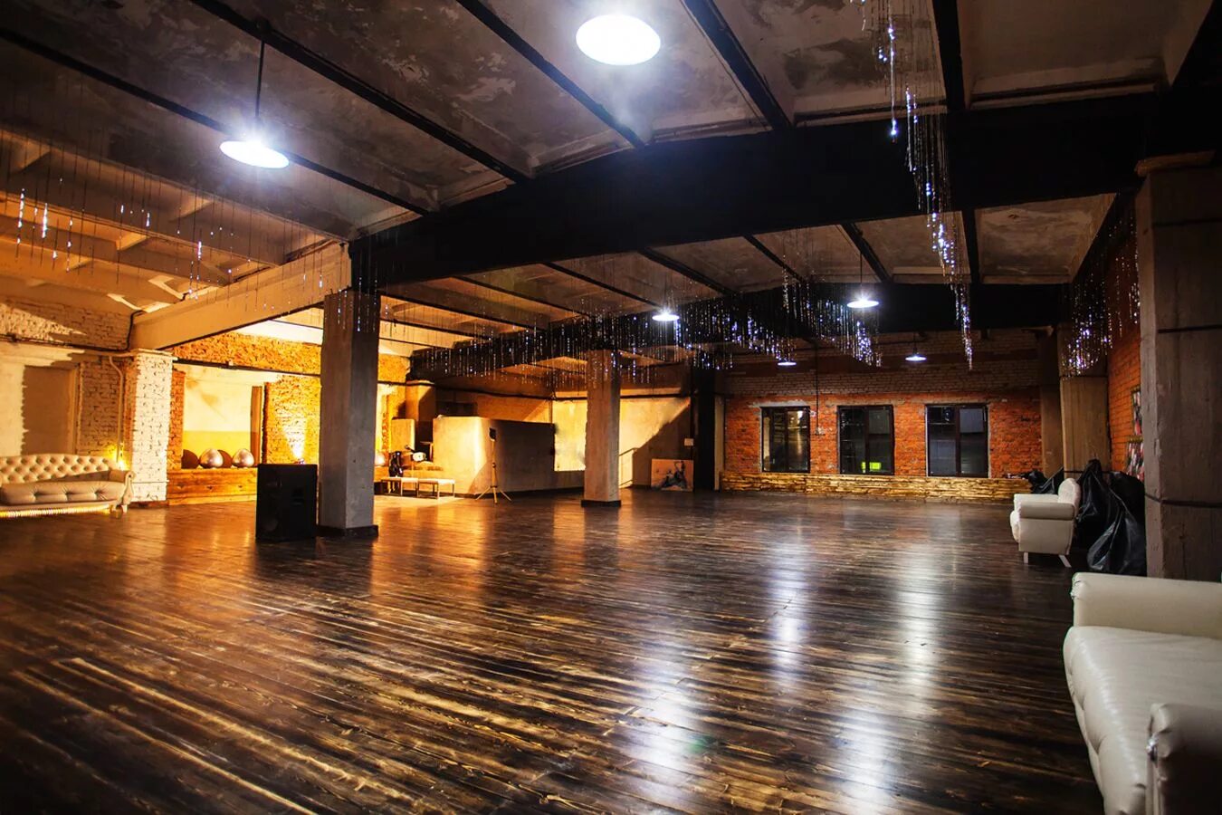 Ленинская слобода 26 стр 15 loft hall. Лофт помещение. Лофт пушкинская. Бауманская 15 лофт. Элизиум лофт на алексеевской.