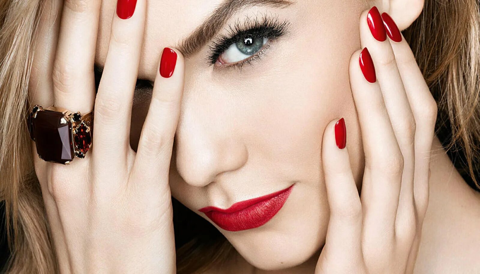 к чему снятся ногти женщине. к чему снятся ногти женщине. к чему снится сломанный ноготь. маникюр фон. красивые ногти.