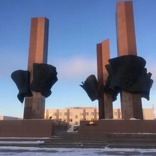 Три столба