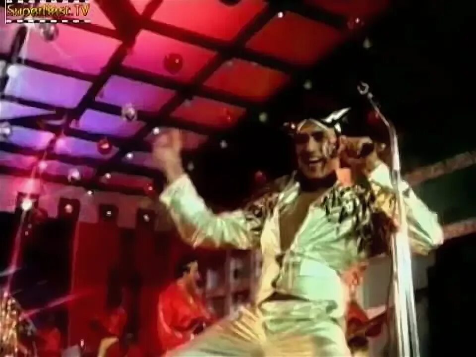 Джимми танцор диско. Митхун танцор диско. Митхун чакраборти 1982. Танцор диско 1982 индия. Танцор диско дядя джимми.