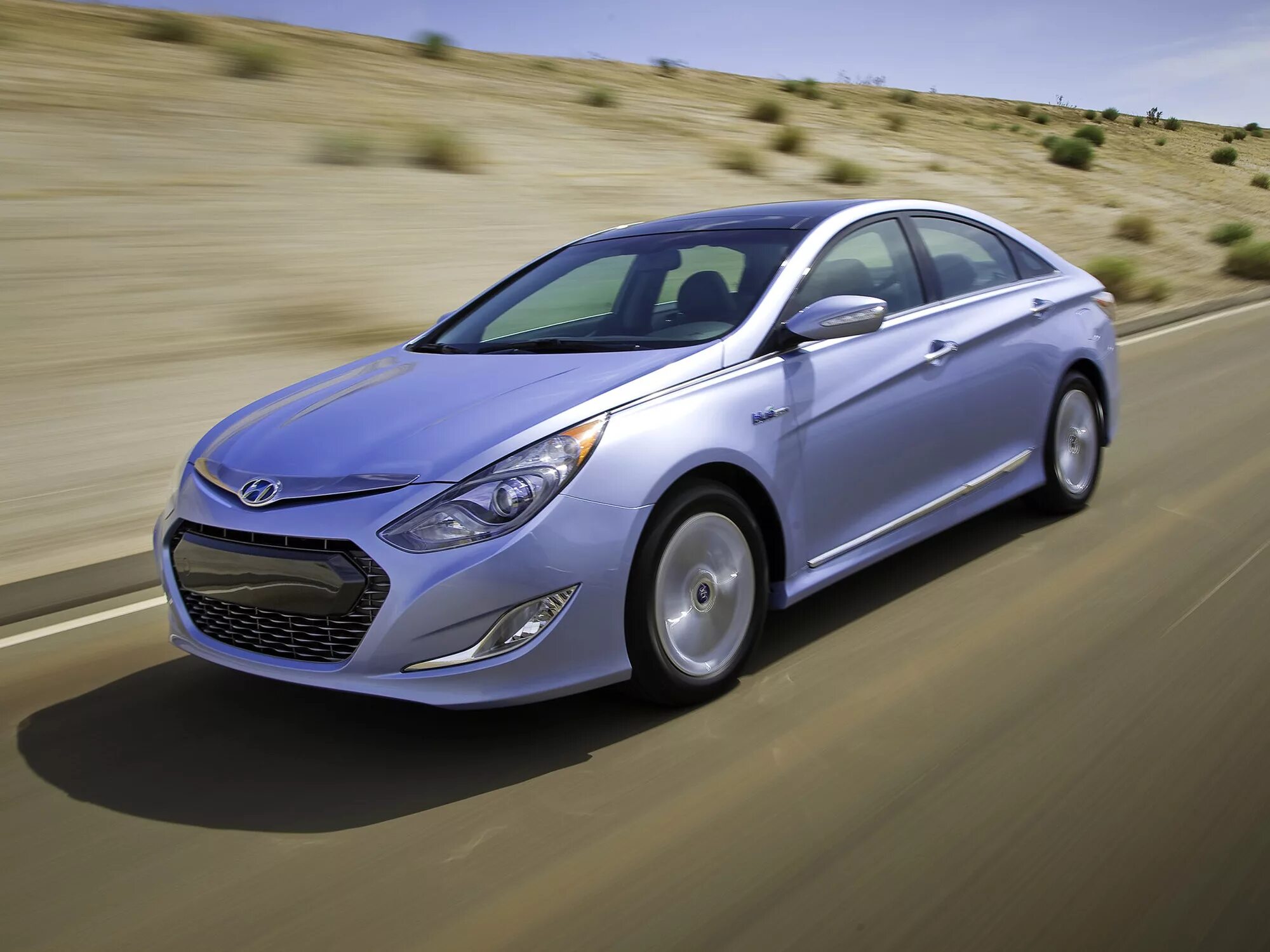 Новая хундай бизнес класс. Hyundai sonata blue drive 2010. Hyundai sonata hybrid 2010. Хендай соната новая. 0 at.