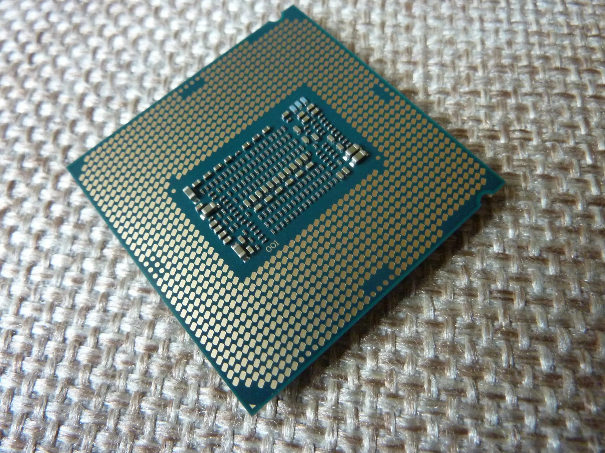 Процессор i5 9400