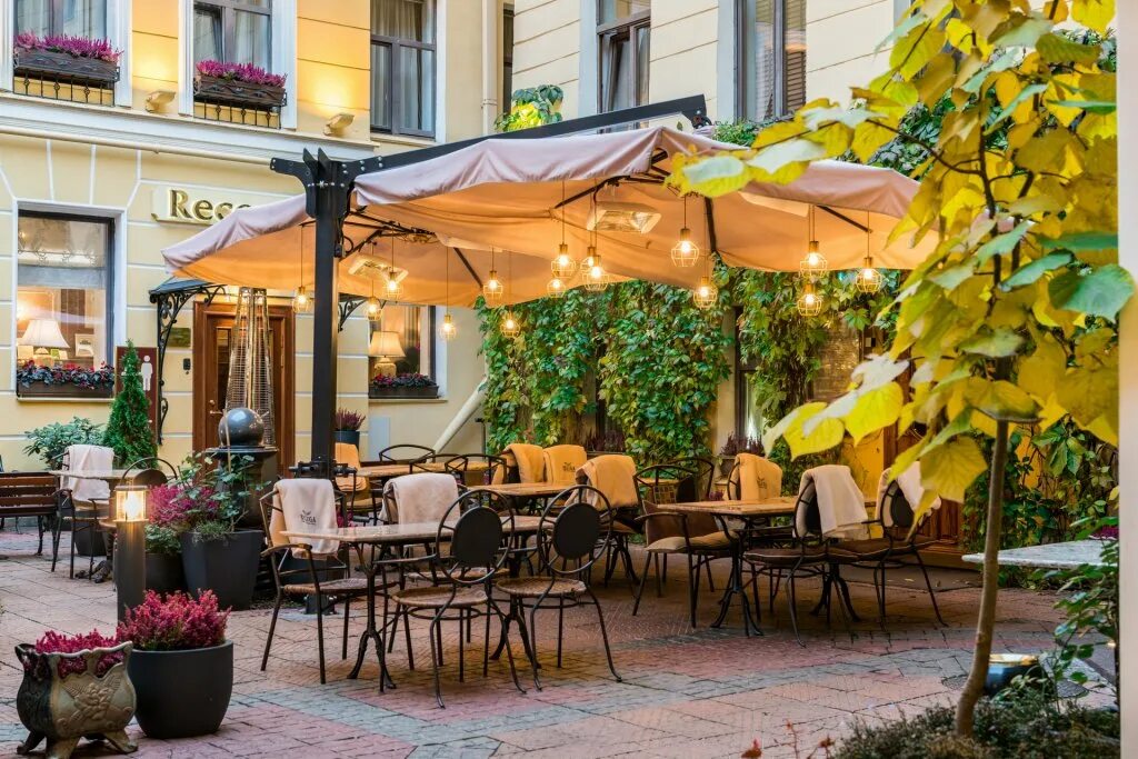 Веранды кафе санкт. Мариус ресторан санкт-петербург. марата 11 санкт-петербург ресторан мариус. мариус кафе спб. гельвеция ресторан санкт-петербург.