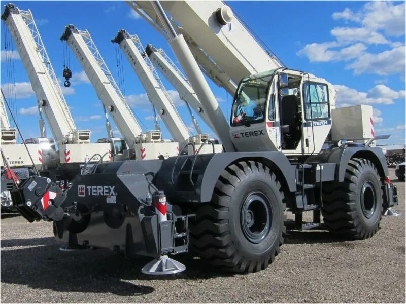 Тн 70. Terex rt670. Автокран Terex RT-670. Кран Терекс 70 тонн. Terex 350 кран.