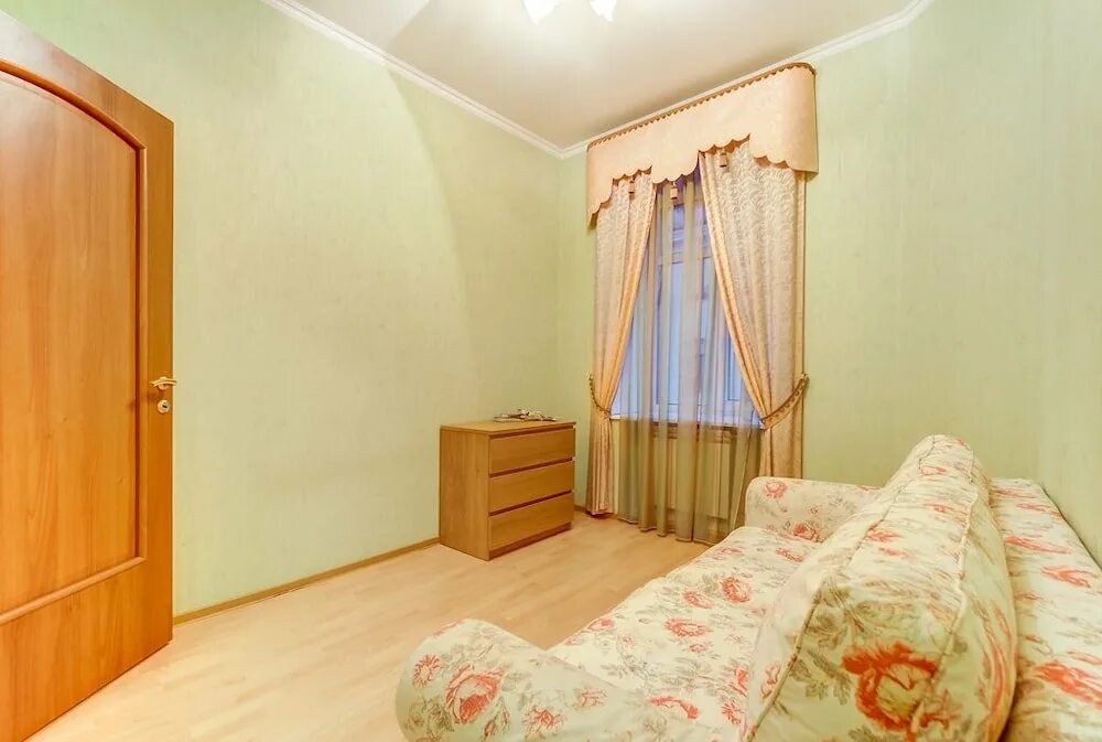 Комната на час м