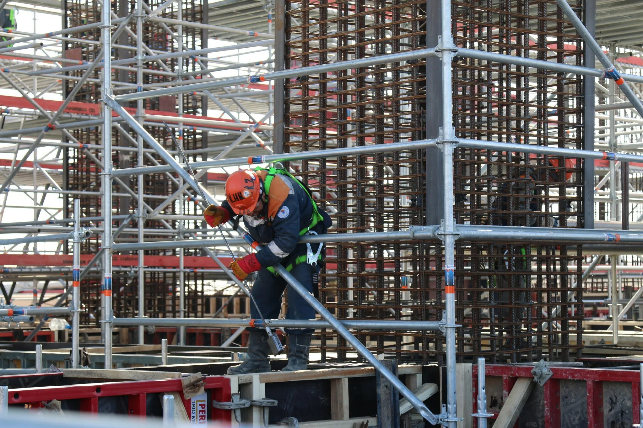 монтажник жбк москва. монтажник жбк москва. вахта монолит. монтажник жбк 4 разряда. монтажник мк и жбк.