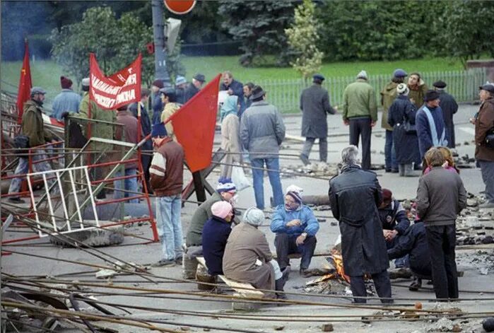 Кризис 1992. Конституционный кризис осени октябрь 1993 года. Конституционный кризис 1993. Политический кризис 1992-1993. Политический кризис 1993.