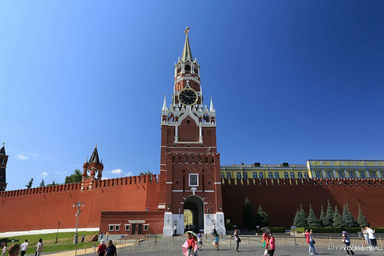 Достопримечательности башен кремля. Москва. спасская башня, кремль. спасская башня башни московского кремля. фроловская башня московского кремля. спасская башня московского кремля фото.
