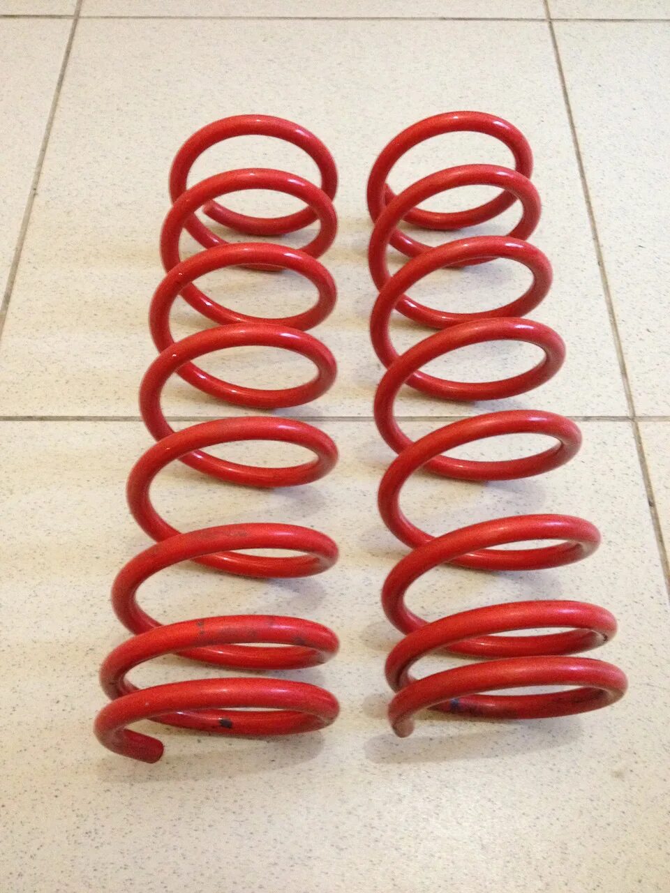 Задние пружины ваз 2109 фобос. Пружины задние ваз 2108 усиленные. Пружина задняя 2108. Задние пружины ваз 2108. Пружина ваз 2108.