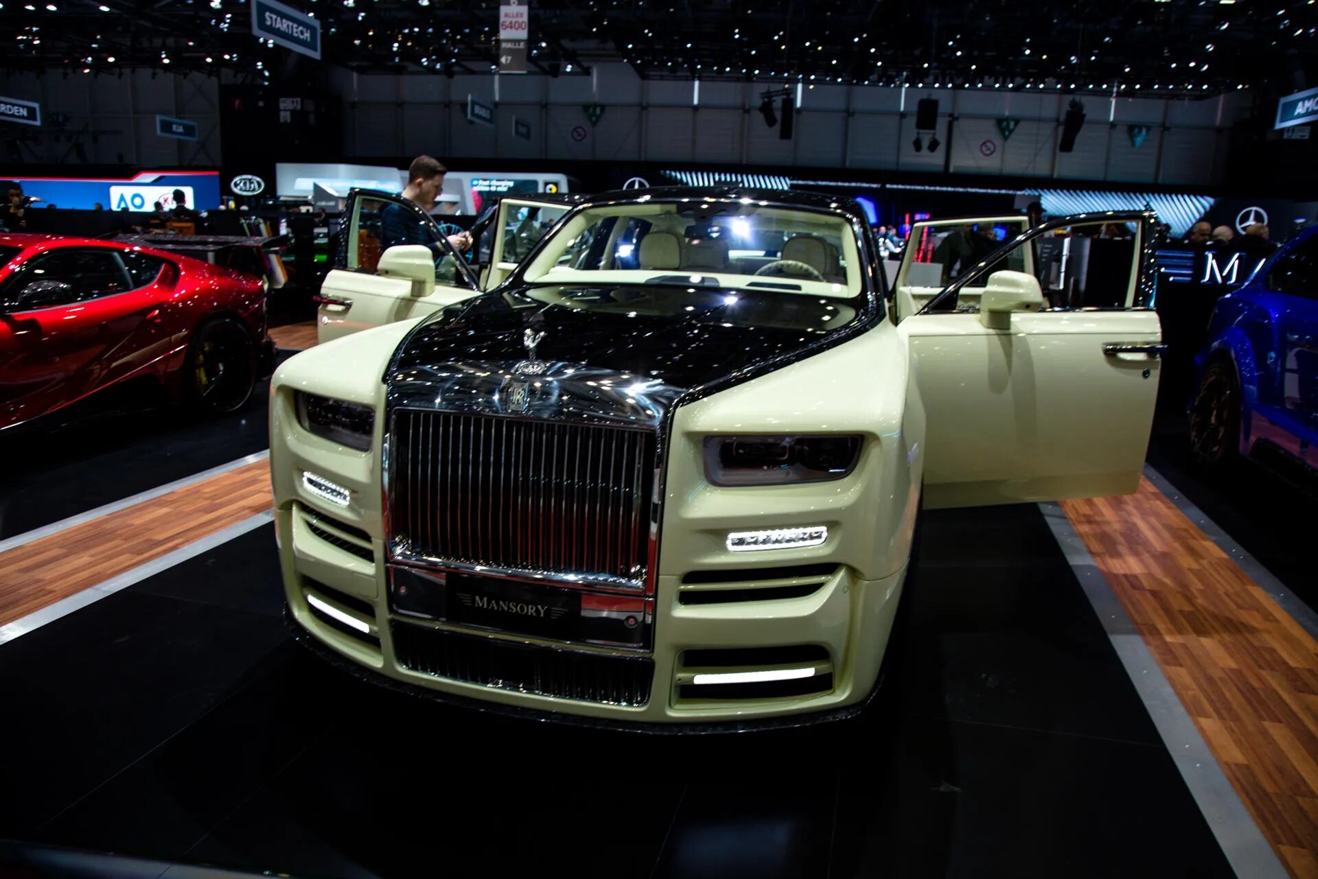 Роллс ройс мансори. Rolls Royce Phantom 2022. Rolls Royce Mansory 2022. Rolls Royce Phantom 8 Mansory. Роллс Ройс Фантом мансори 2022.