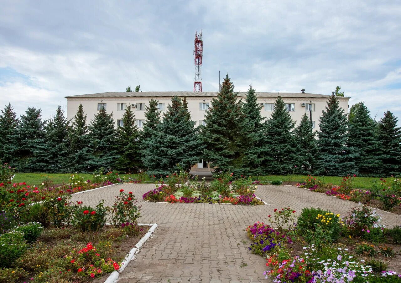 Телефоны зверево ростовской области. Администрация города Зверево Ростовской. Поселок Зверево Ростовской области. Сайт администрации Зверево Ростовской области. Администрация Ростовской области г. г Зверево Ростовской области.