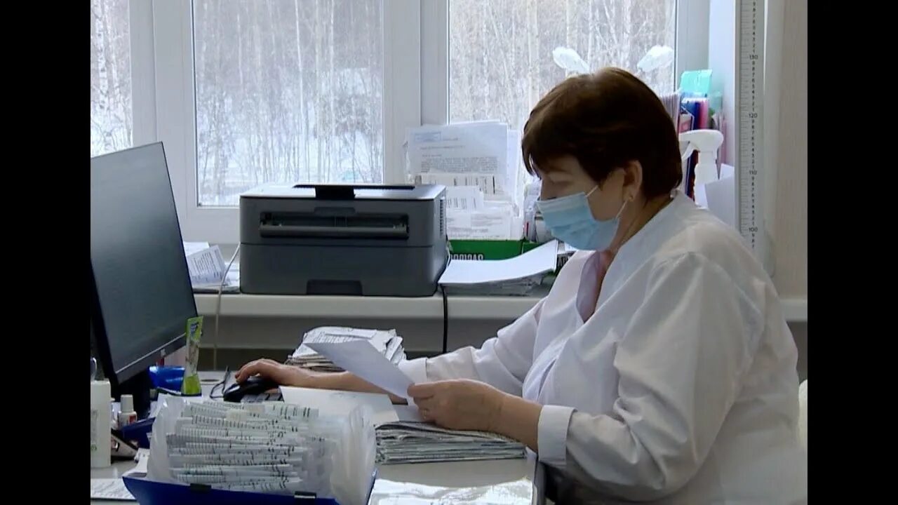Детская поликлиника 3 нижневартовск. Нижневартовск взрослая поликлиника. Поликлиника 1 нижневартовск. 5 поликлиника нижневартовск. Логотип детской поликлиники нижневартовск.