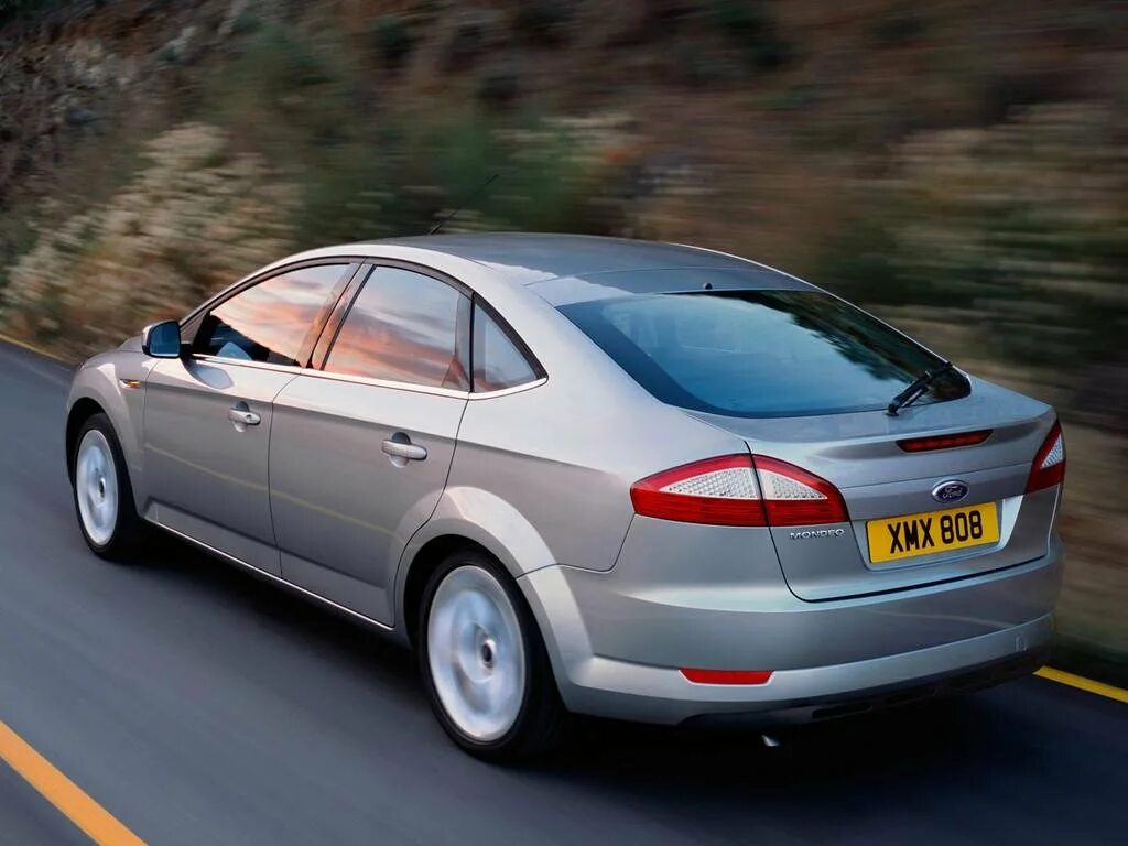 Купить форд мондео в беларуси. Ford Mondeo 2007 хэтчбек. Ford Mondeo 4 поколения. Ford Mondeo 4 хэтчбек. Ford Mondeo Hatchback 2007.