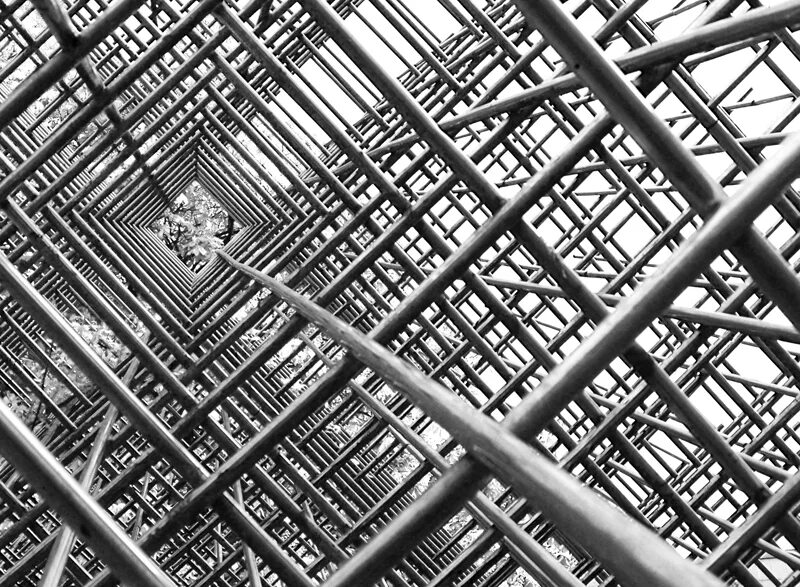 Metal structure. Металлокаркас каркас 30х42. Белые металлические конструкции. Швеллер №40. Металлоконструкции.