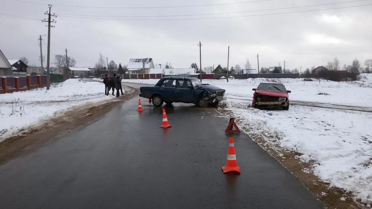 Погода кувшиново тверской неделя. Кувшиново Тверская область сайт ДТП. Авария Кувшиново Торжок. Авария в Кувшиново Тверской области. Авария трасса Торжок Кувшиново Тверская область.