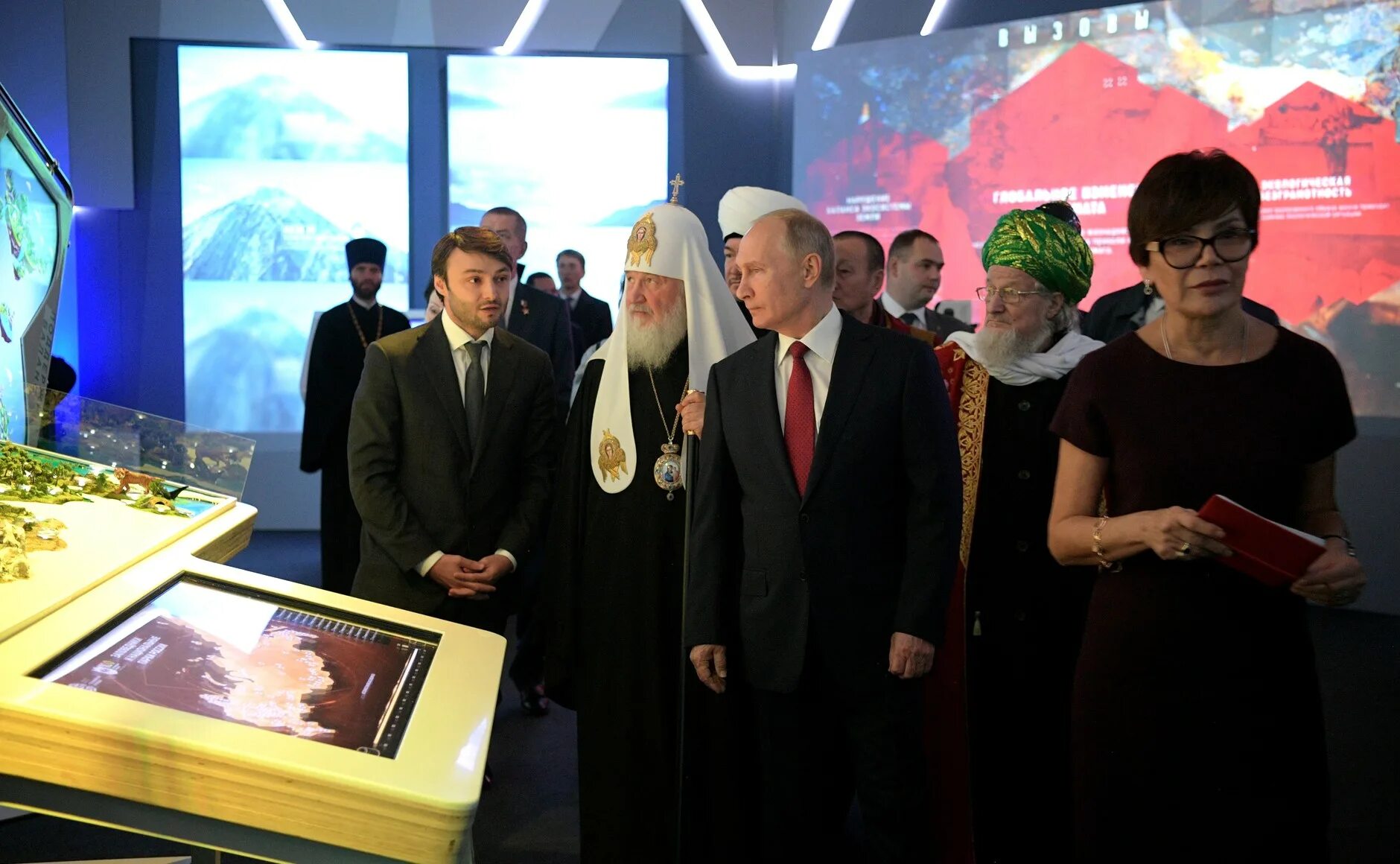 Выставка россия будущее