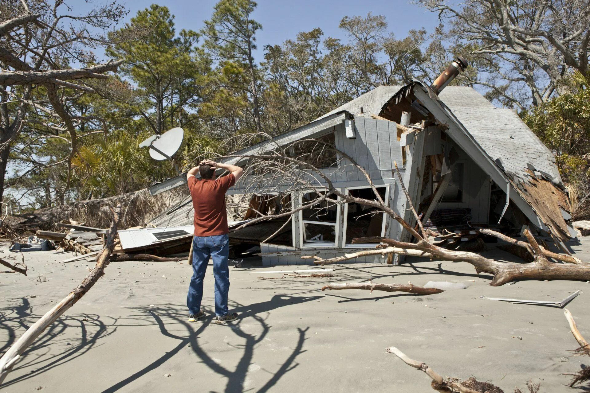 Natural disasters hurricane. Стихийные бедствия. Природные катастрофы и стихийные бедствия. Стихийные бедствия и человек. Стихийные бедствия фото.